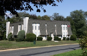 Inverness Apartments Image 2