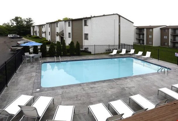 The Aura Apartment Homes Image 1