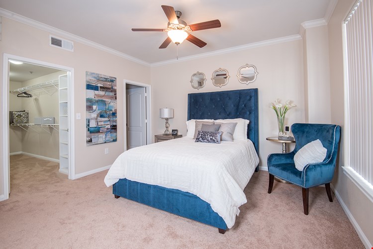 Chateau De Ville Image 6