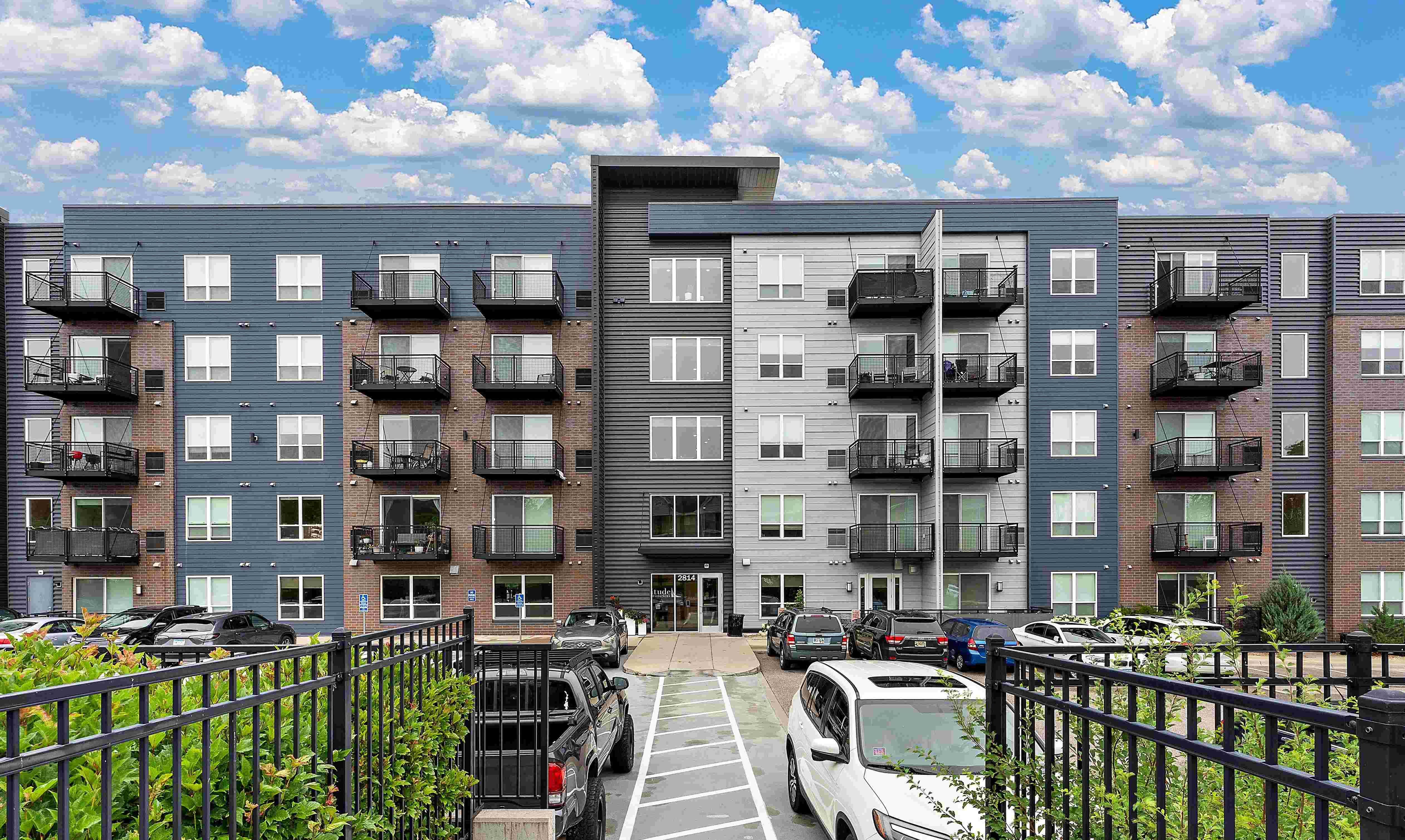 Altitude Residences Image 59