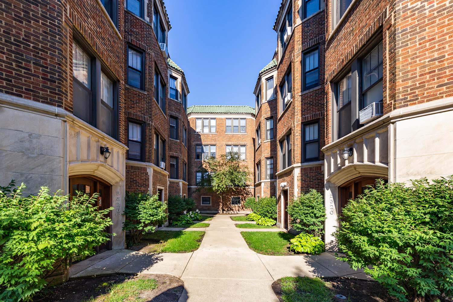 5320-5326-5 S Drexel Boulevard Image 1