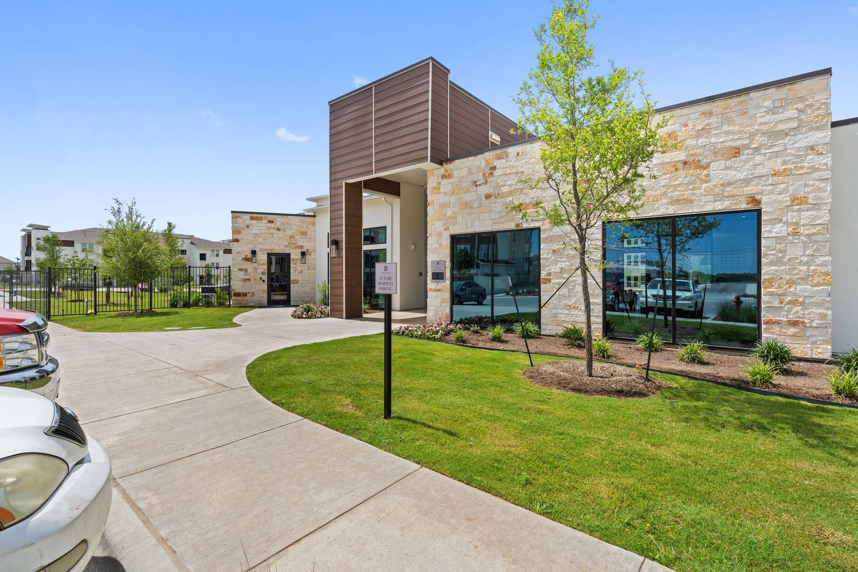 Dalton Austin Residences Image 17