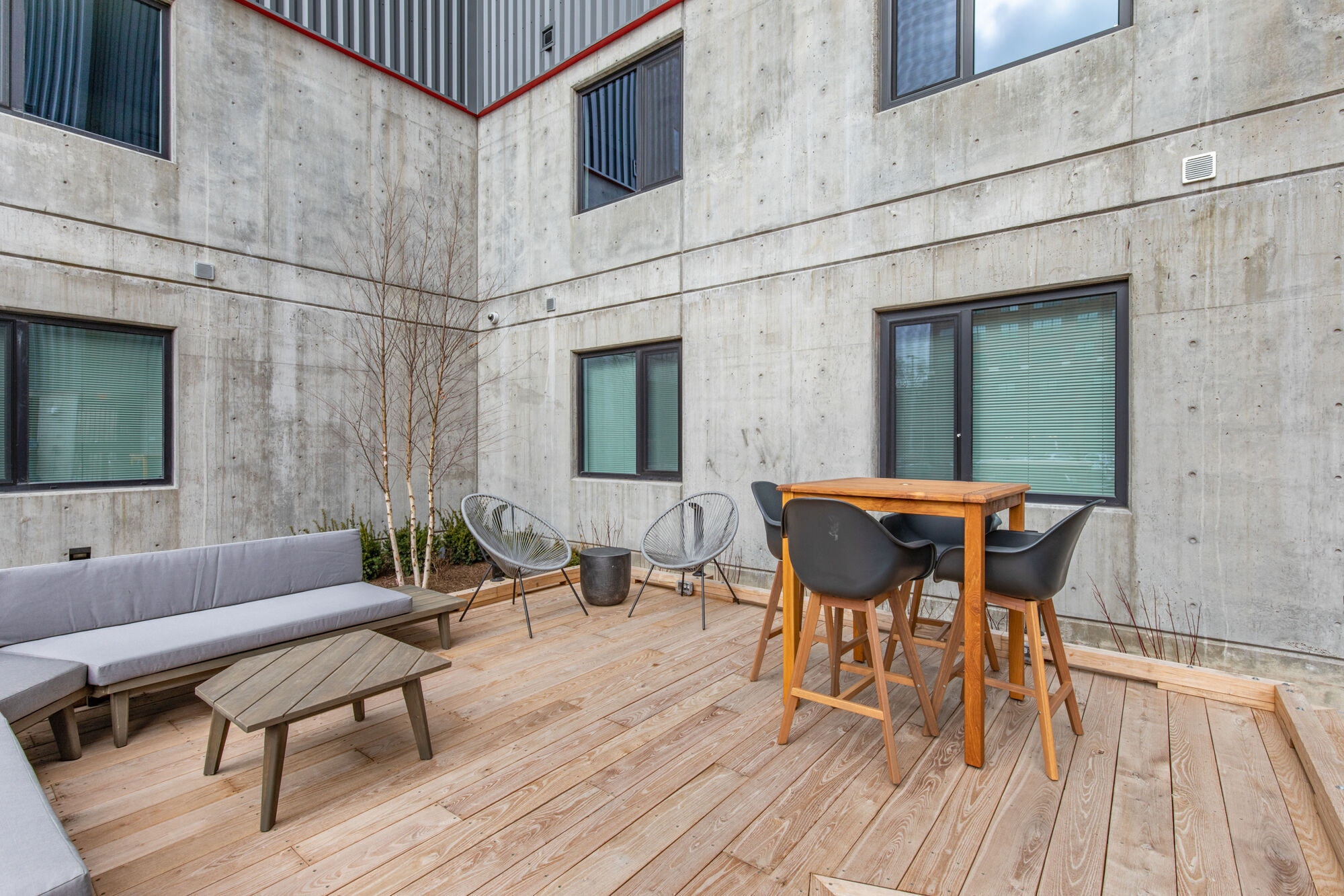 RUTLEDGE FLATS APARTMENTS Image 9