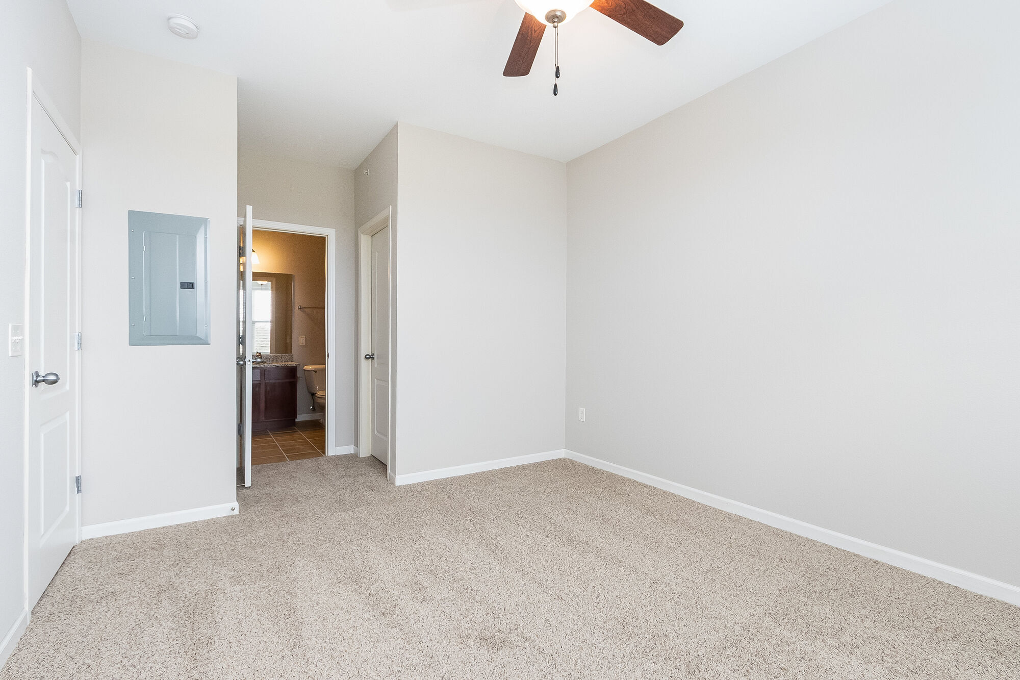 Enclave at 127th Apartments Image 11