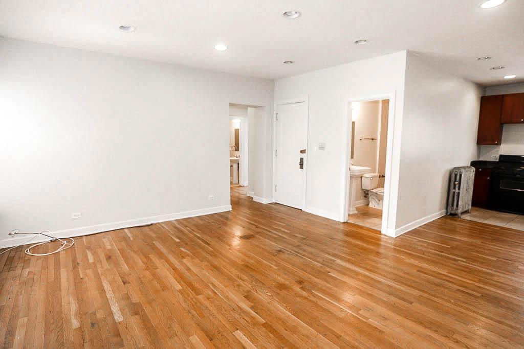 3912-28 N. Pine Grove Image 17