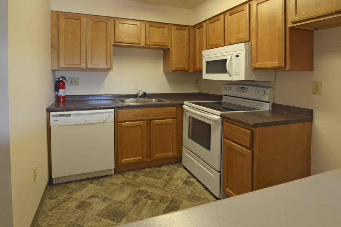 Oxford Court Apartments Image 5