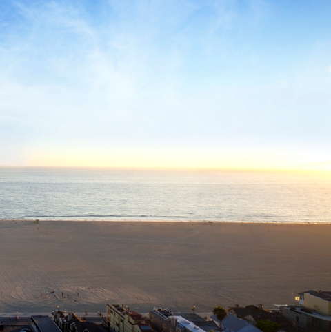 Pacific Plaza Image 9