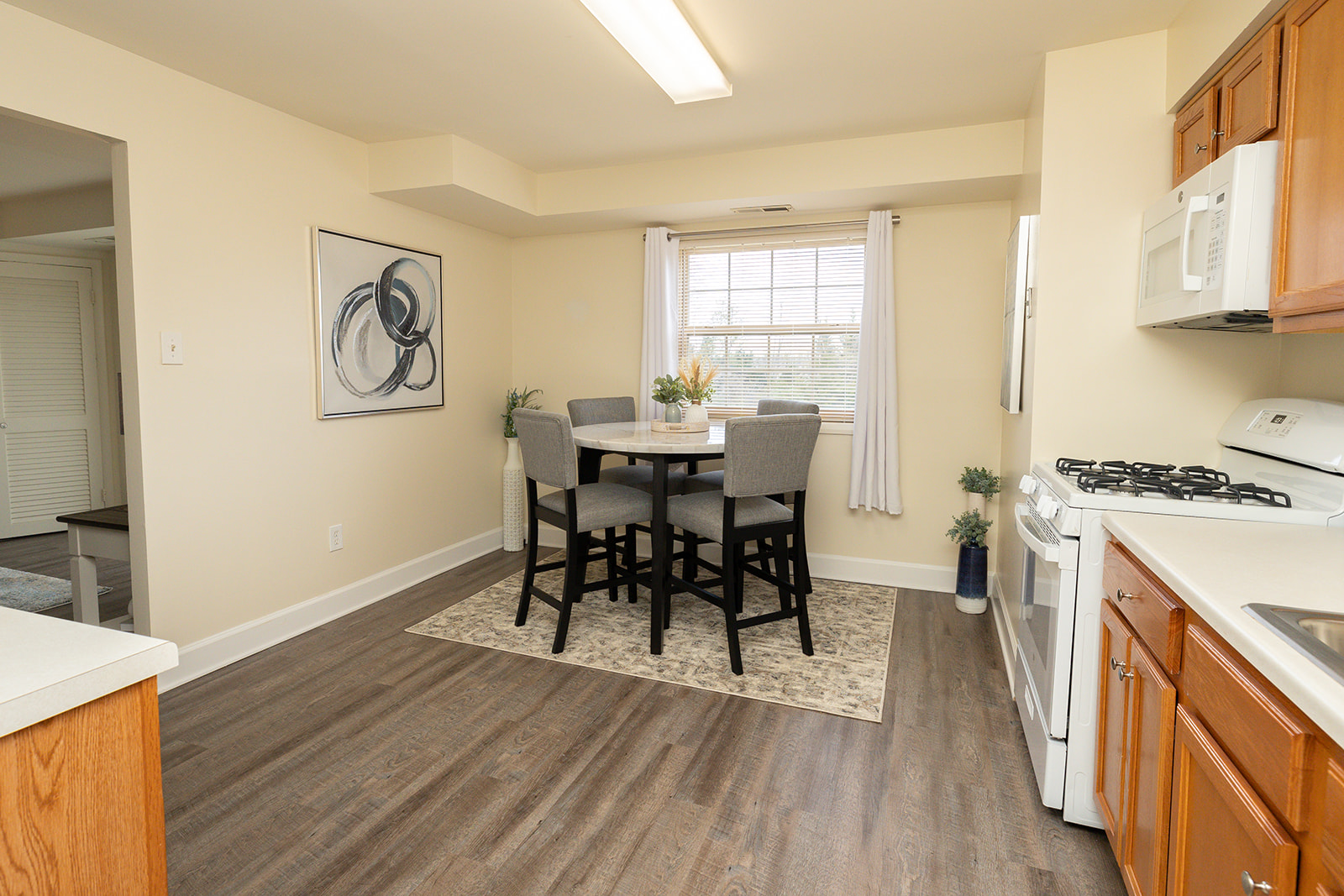 Security Park Apartments Image 7