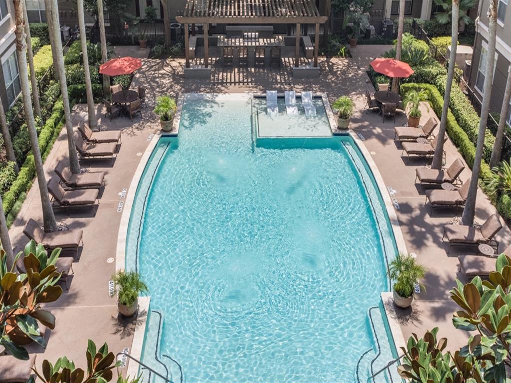 The Plaza Museum District Image 19