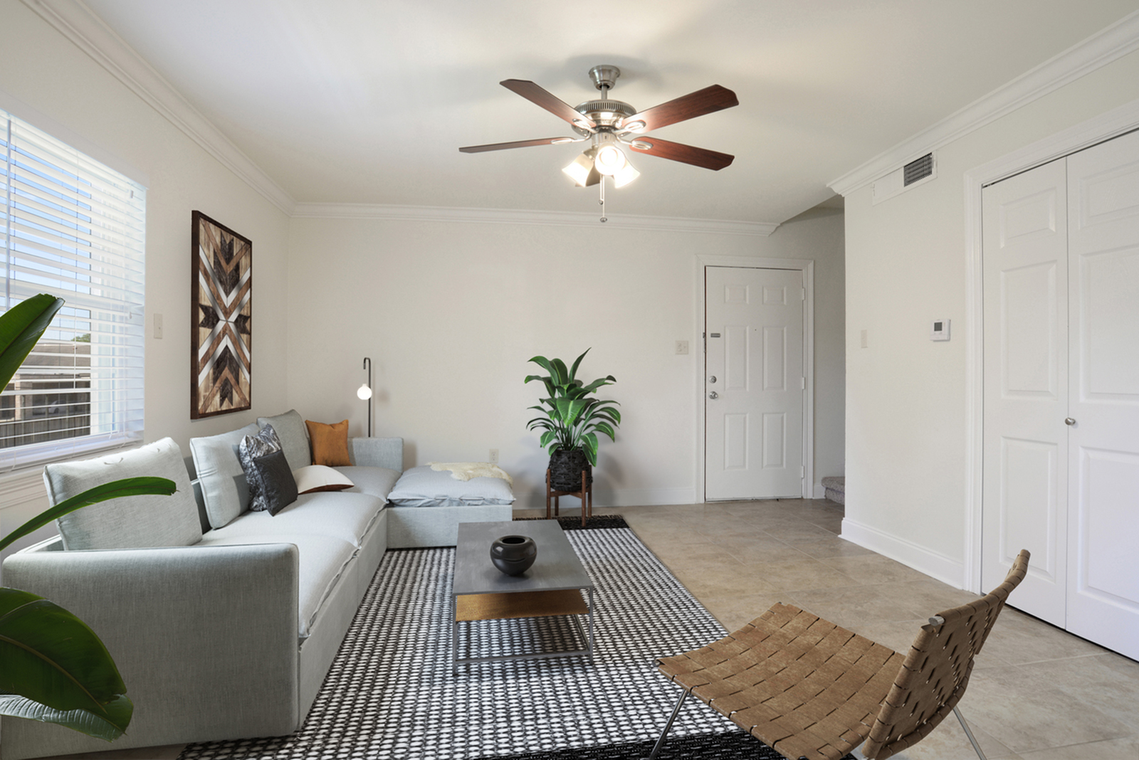 Warwick Apartments Image 4