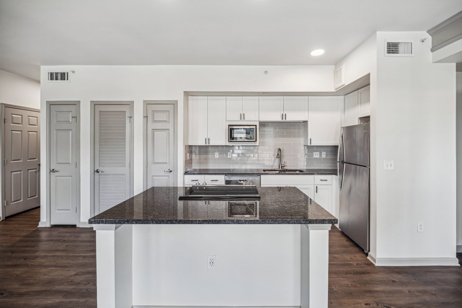 Berkshire Aspen Grove Image 2