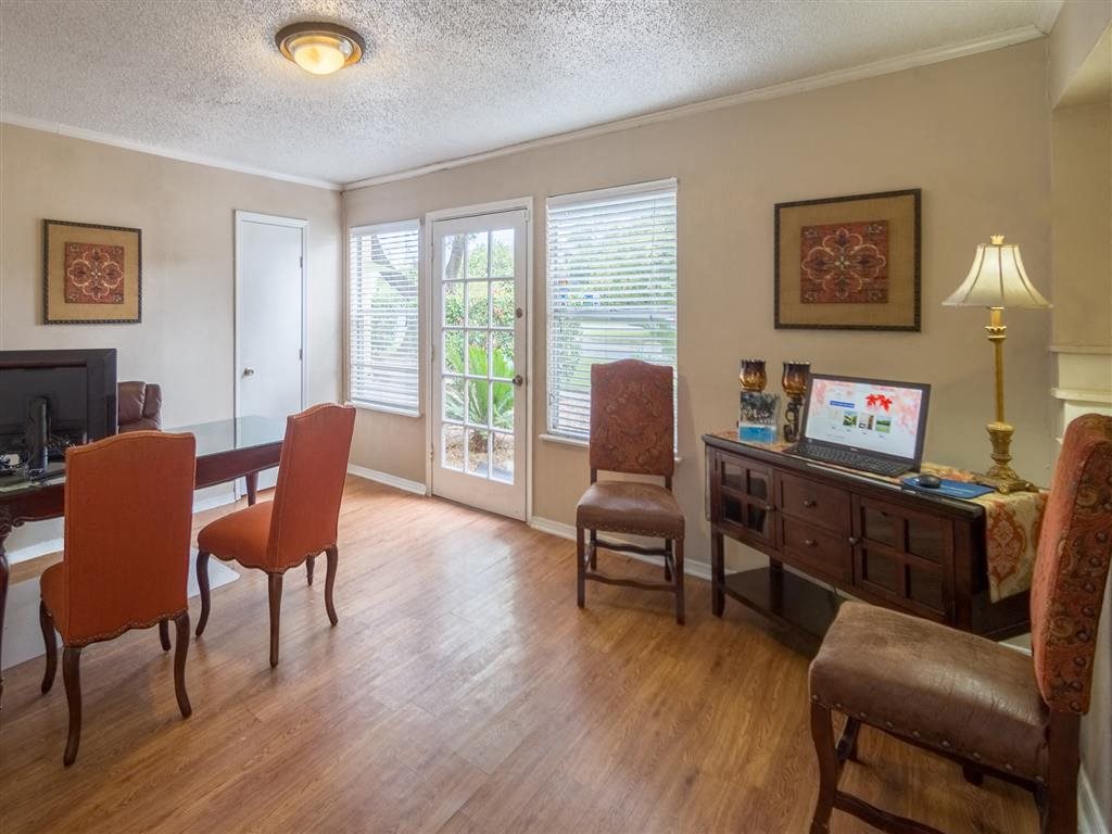 Forest Creek Village Image 5