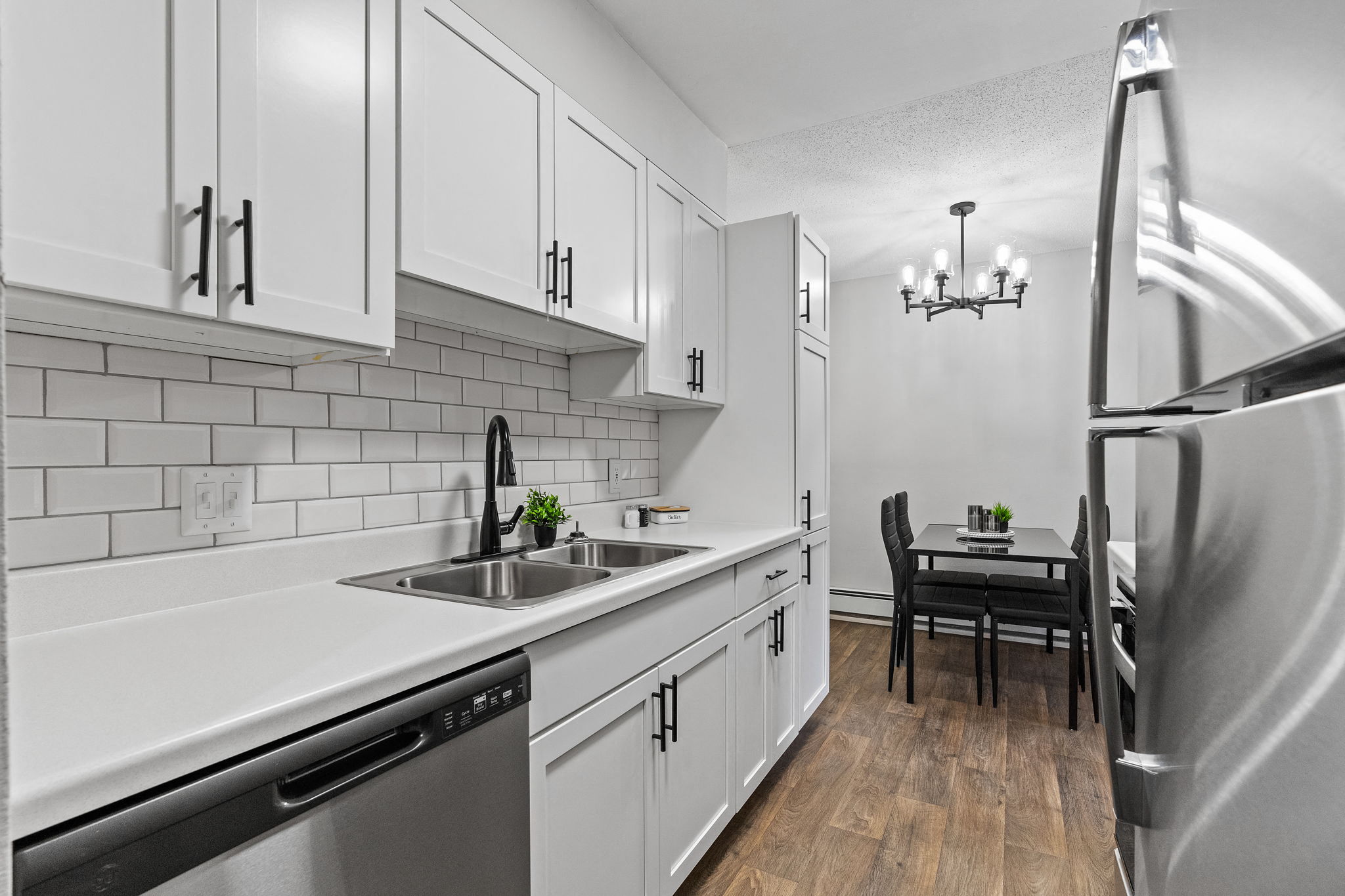 Lancaster Village Apartments Image 12