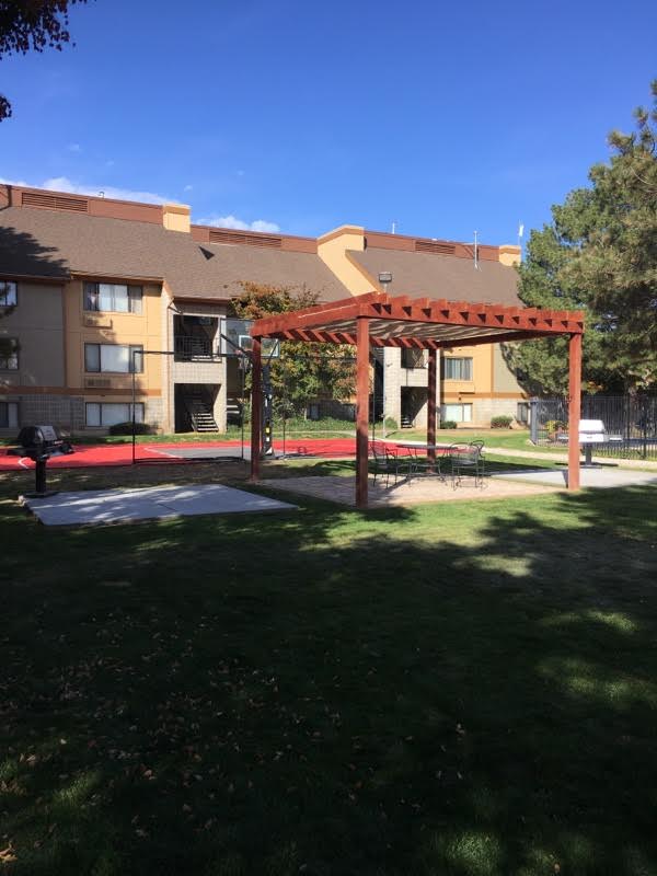Layton Meadows Image 3