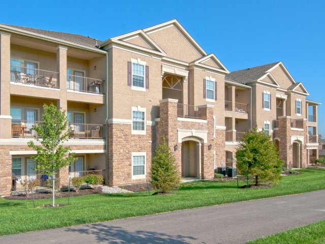 The Fairways at Corbin Park Image 4