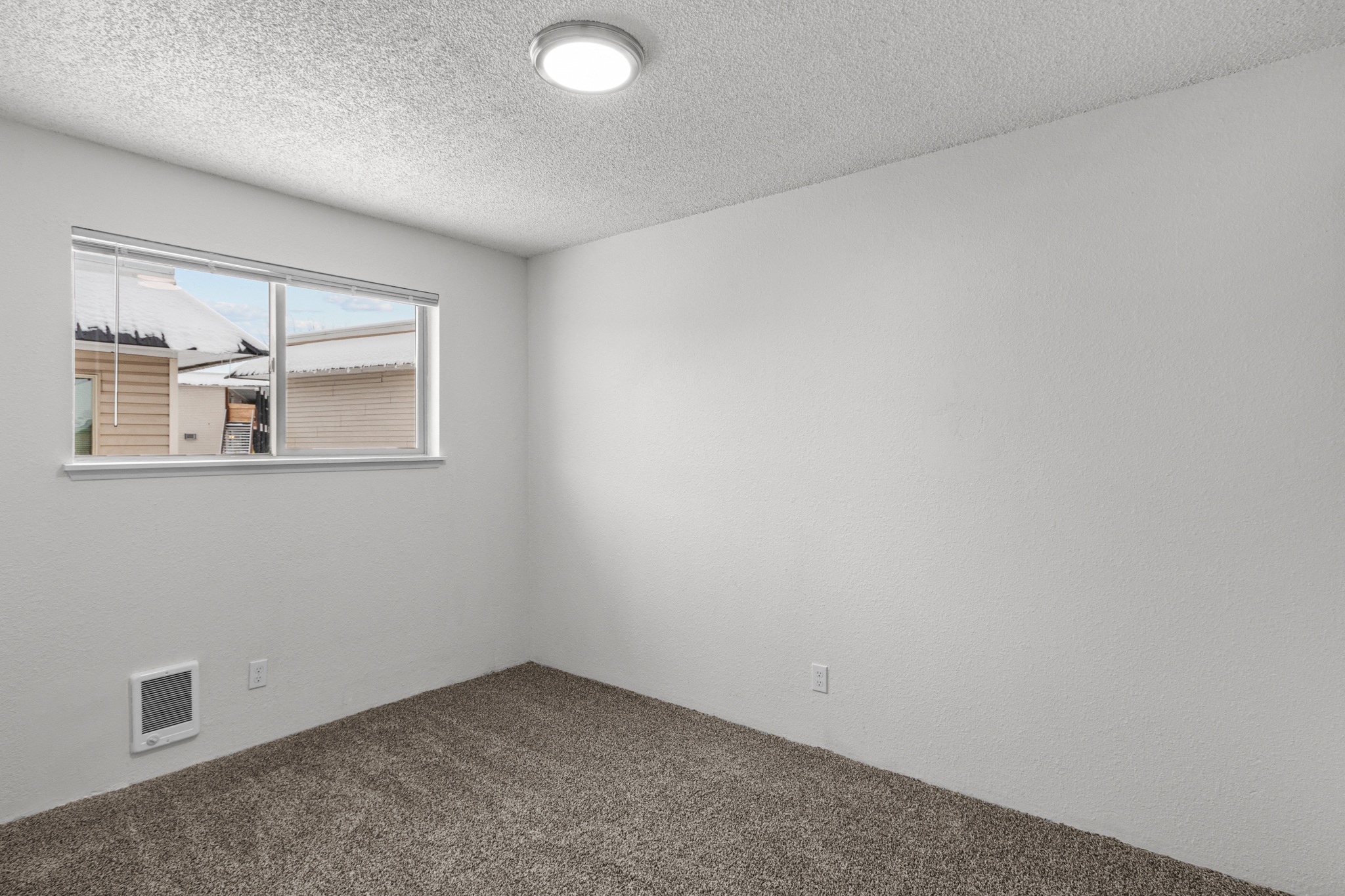 Creekside Apartments Image 8