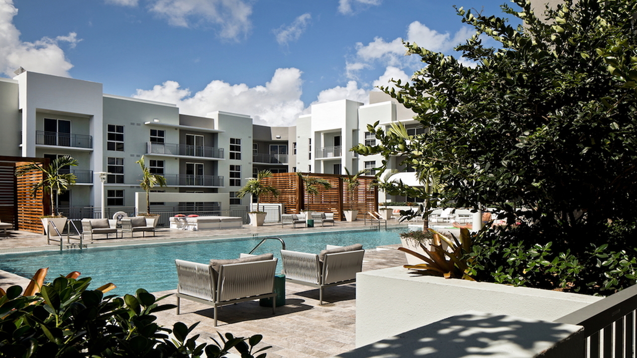 Elevated sundeck.