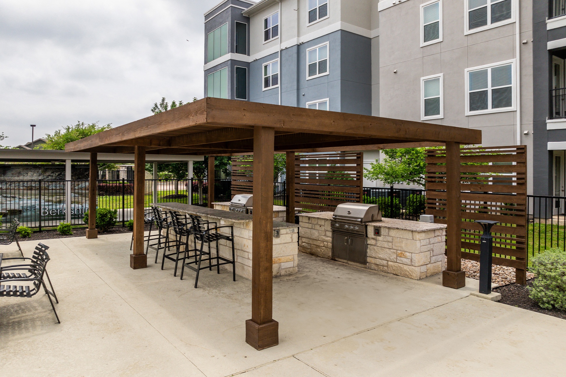 Berkshire Creekside Image 34