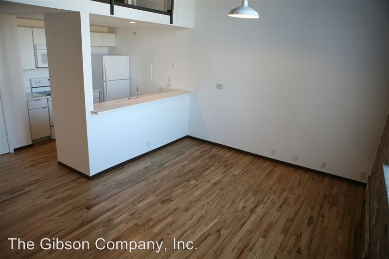 4130 Commerce Street Image 2