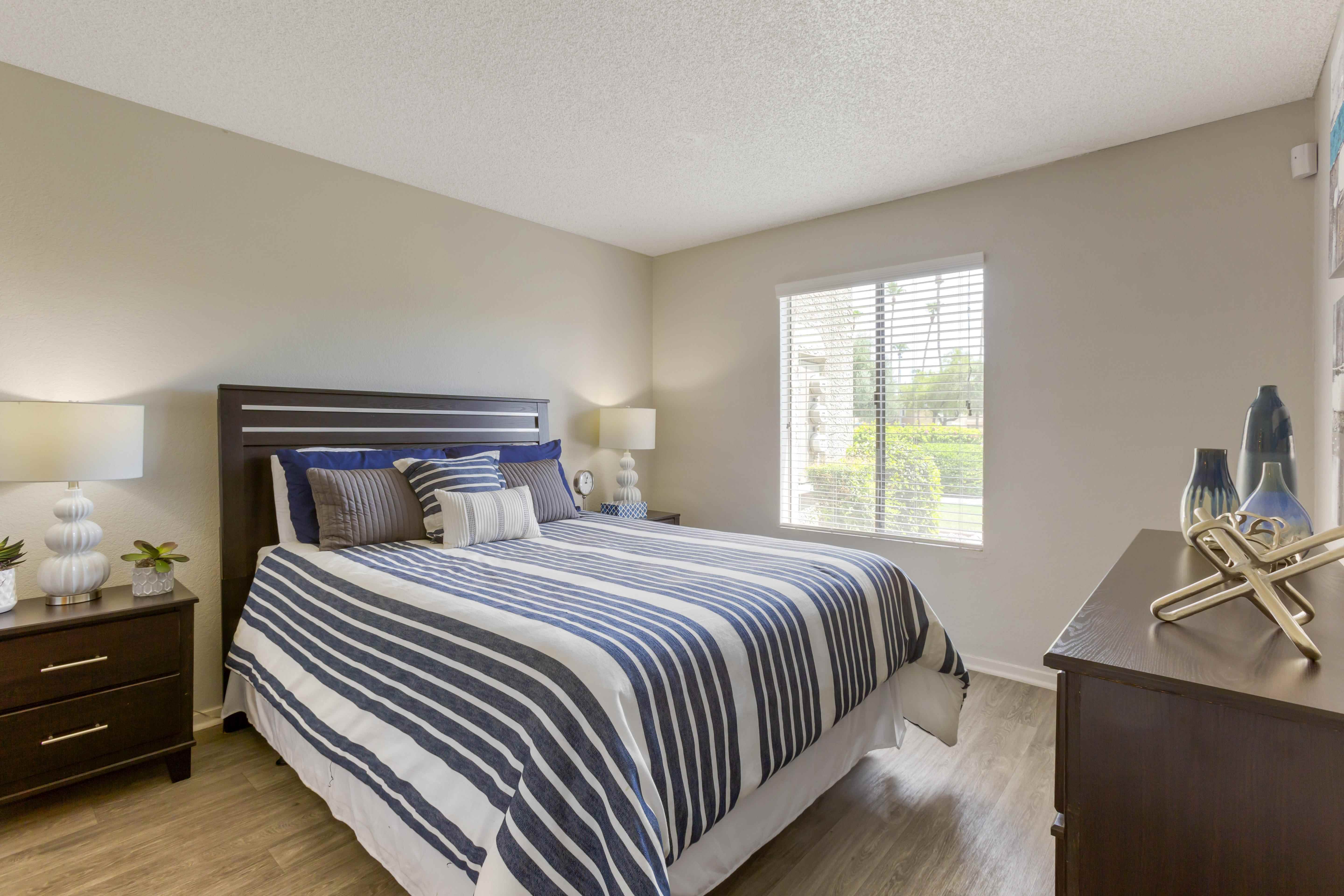 Autumn Creek Apartments OLD Image 13