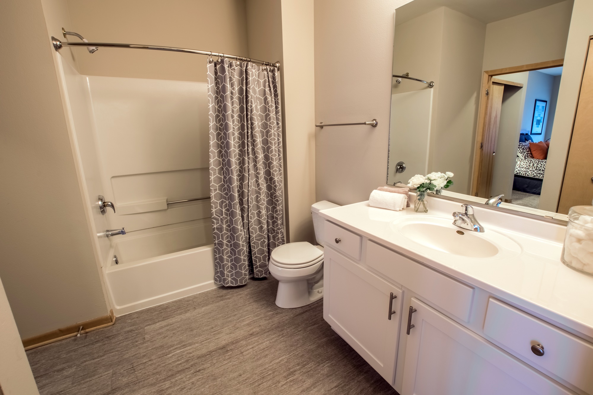 Trostel Square Image 13