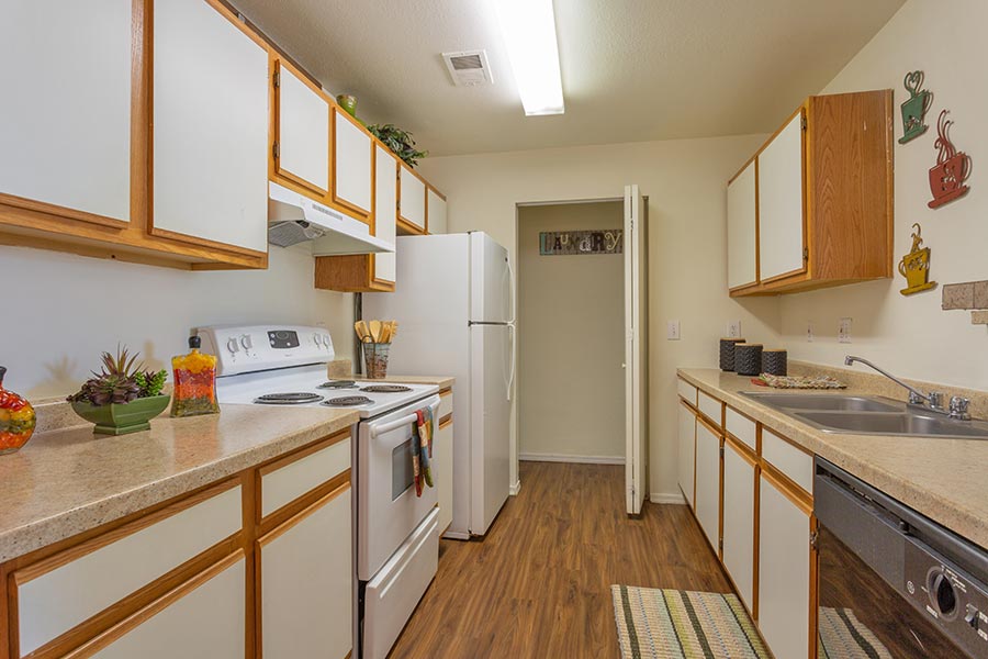 Cottonwood Apartments Image 5