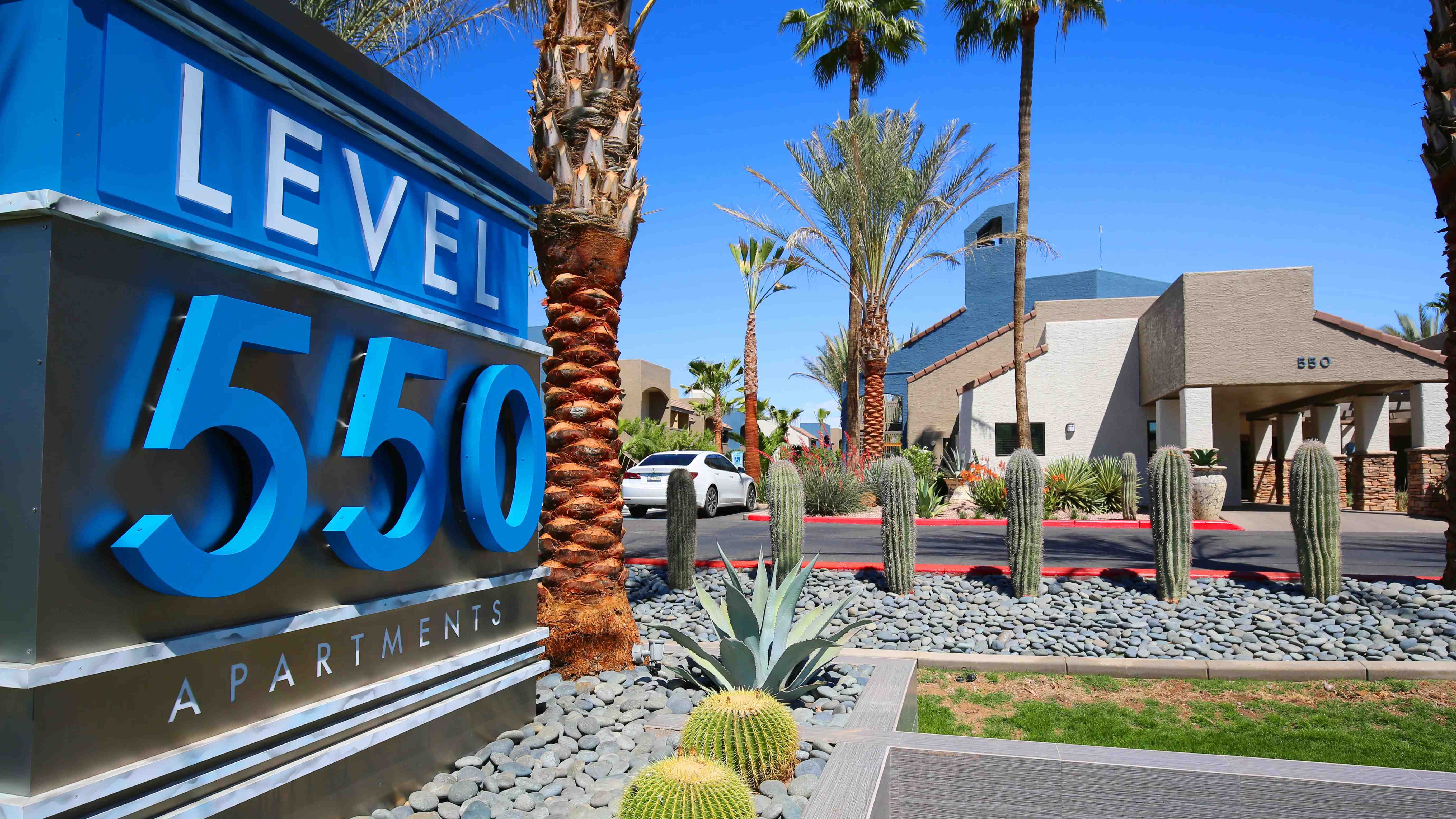 Embark on a journey into paradise at Level 550, where lush desert landscapes greet you, and the best of Arizona life awaits!