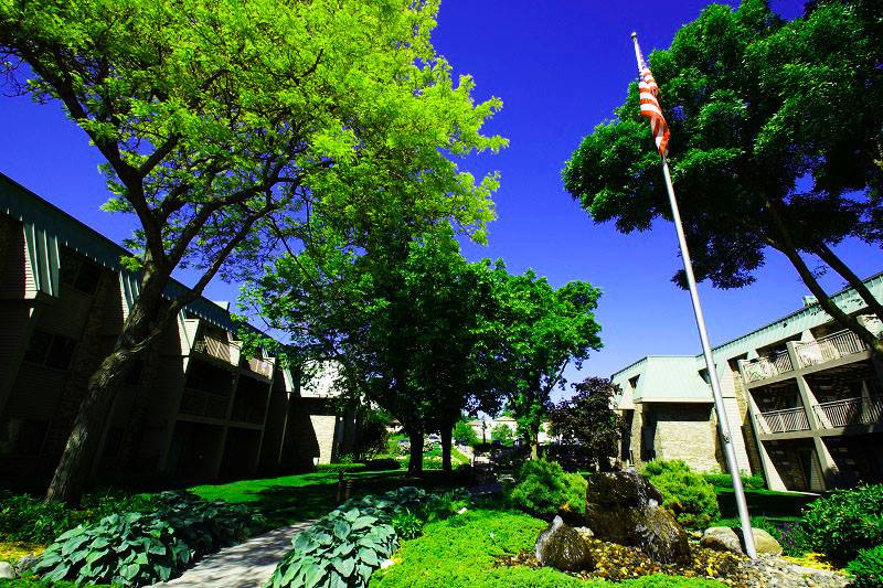 Larpenteur Estates Image 3