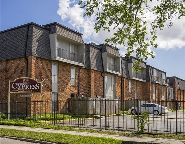 Apartments At Cypress Trace New Orleans