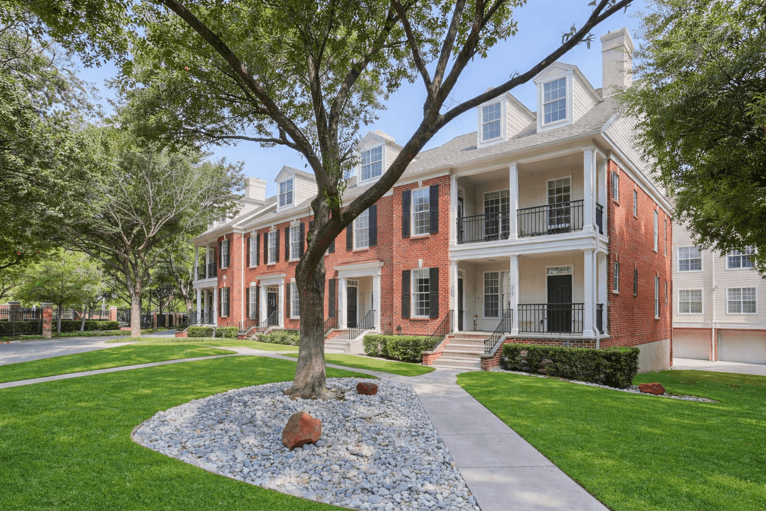 The Caruth Townhomes in Dallas, Texas
