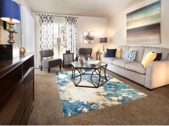 Spacious Living room