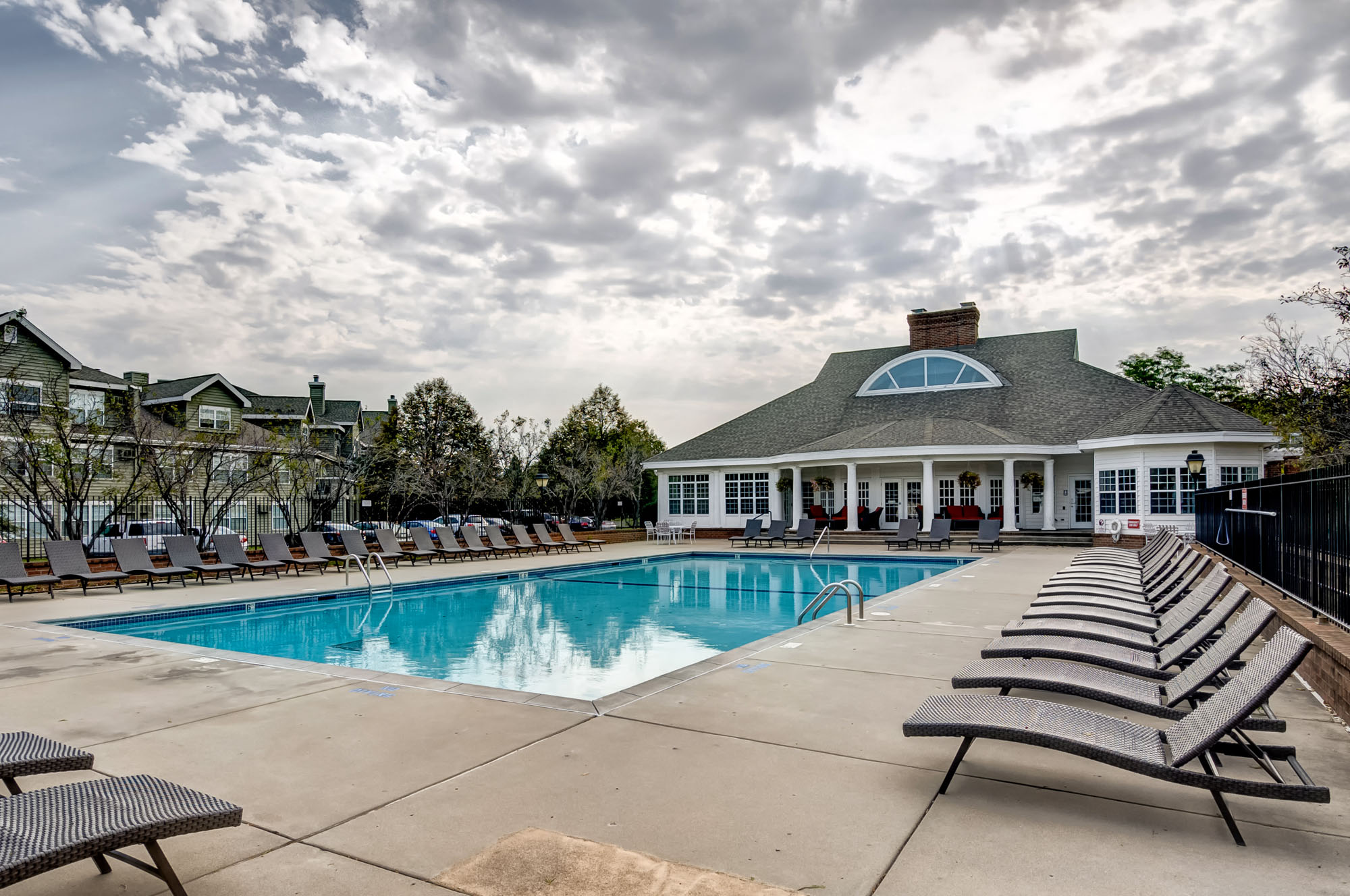 Devonshire Apartments Image 14