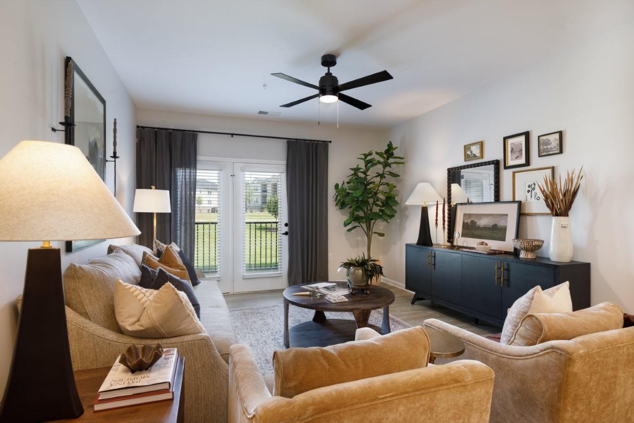 The Carolinian Apartments Image 24