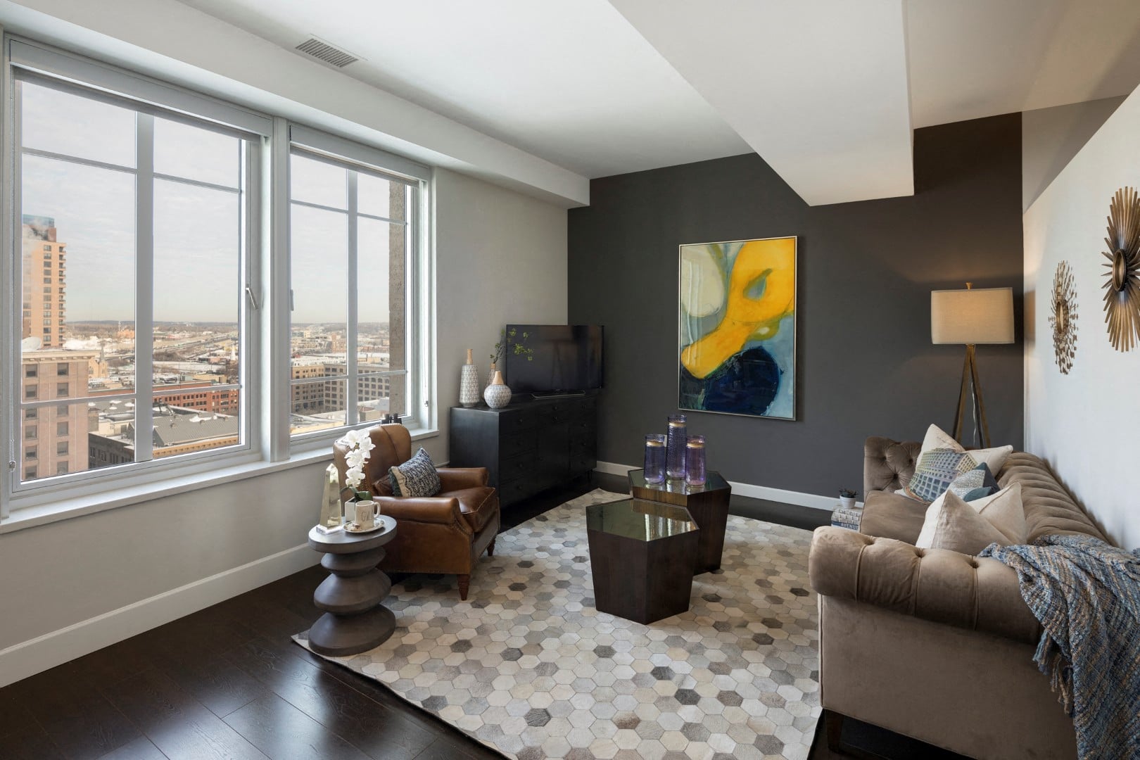 Custom House Image 30