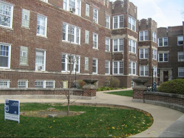 5715-5725 S Kimbark Avenue Image 1