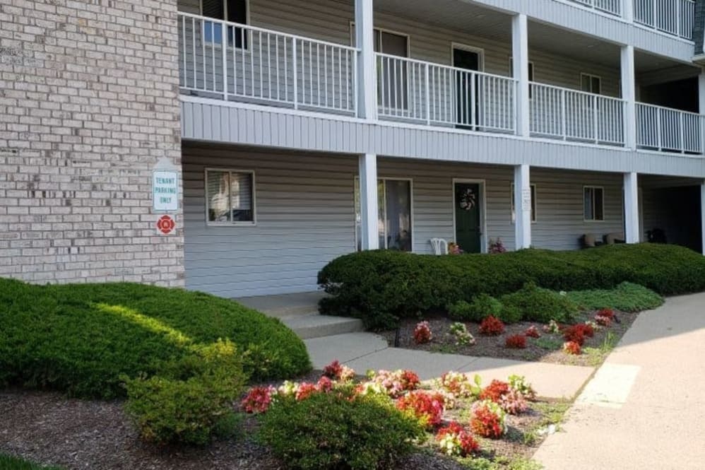 Parkview Commons Apartments, LLC Image 11