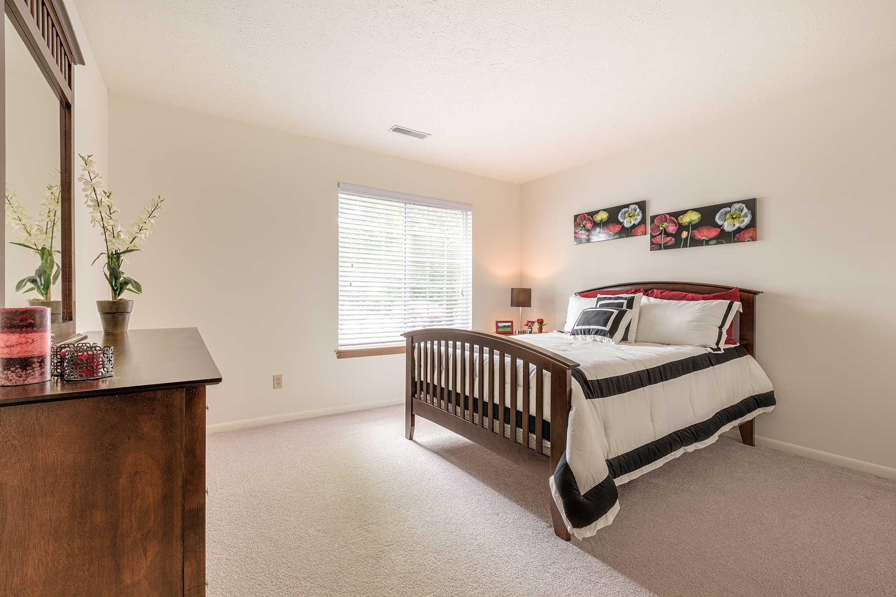 Hunters Hollow Apartments Image 6