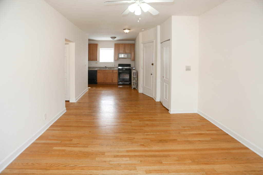 3912-28 N. Pine Grove Image 15