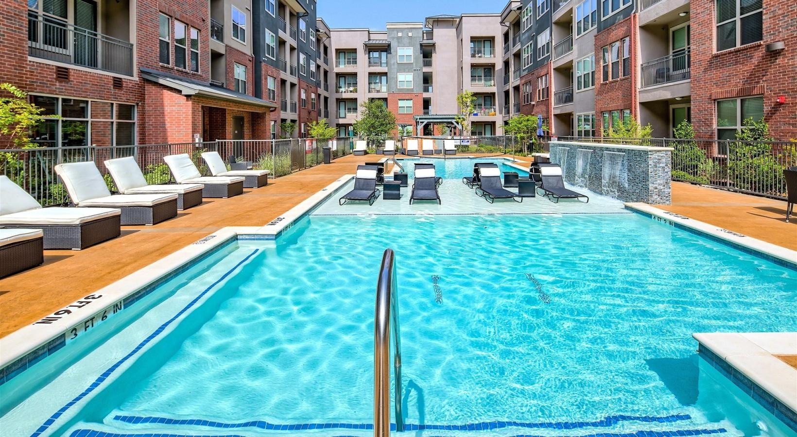 Flats at Frankford Station  Image 1