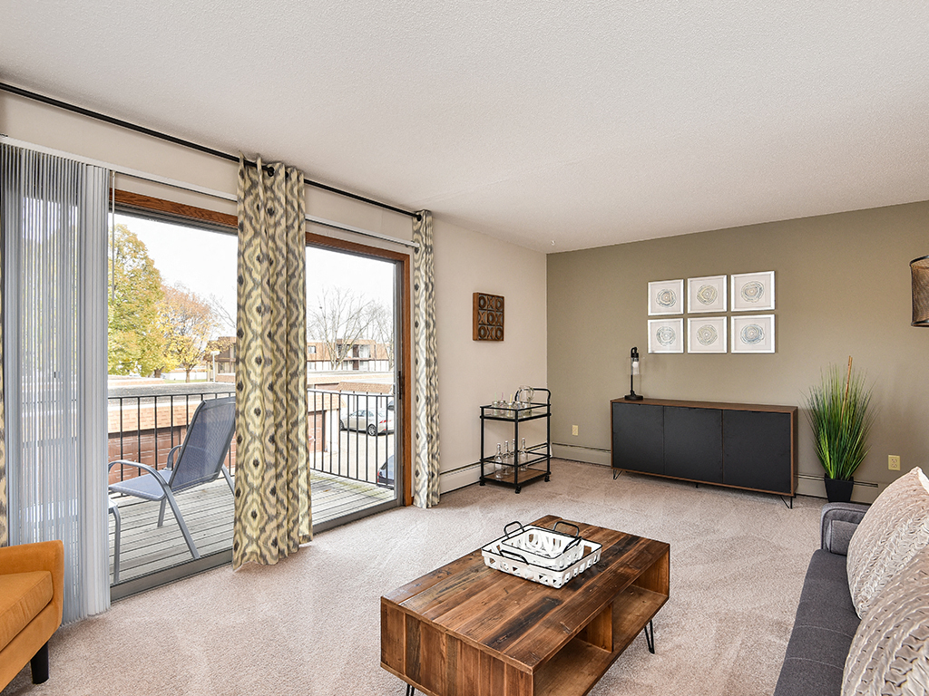 Lancaster Village Apartments Image 28