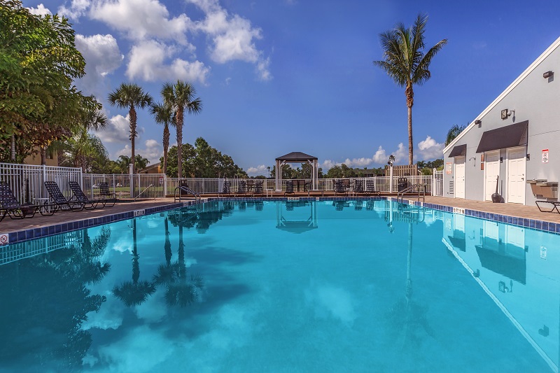 Fountain Lake Bradenton Image 14