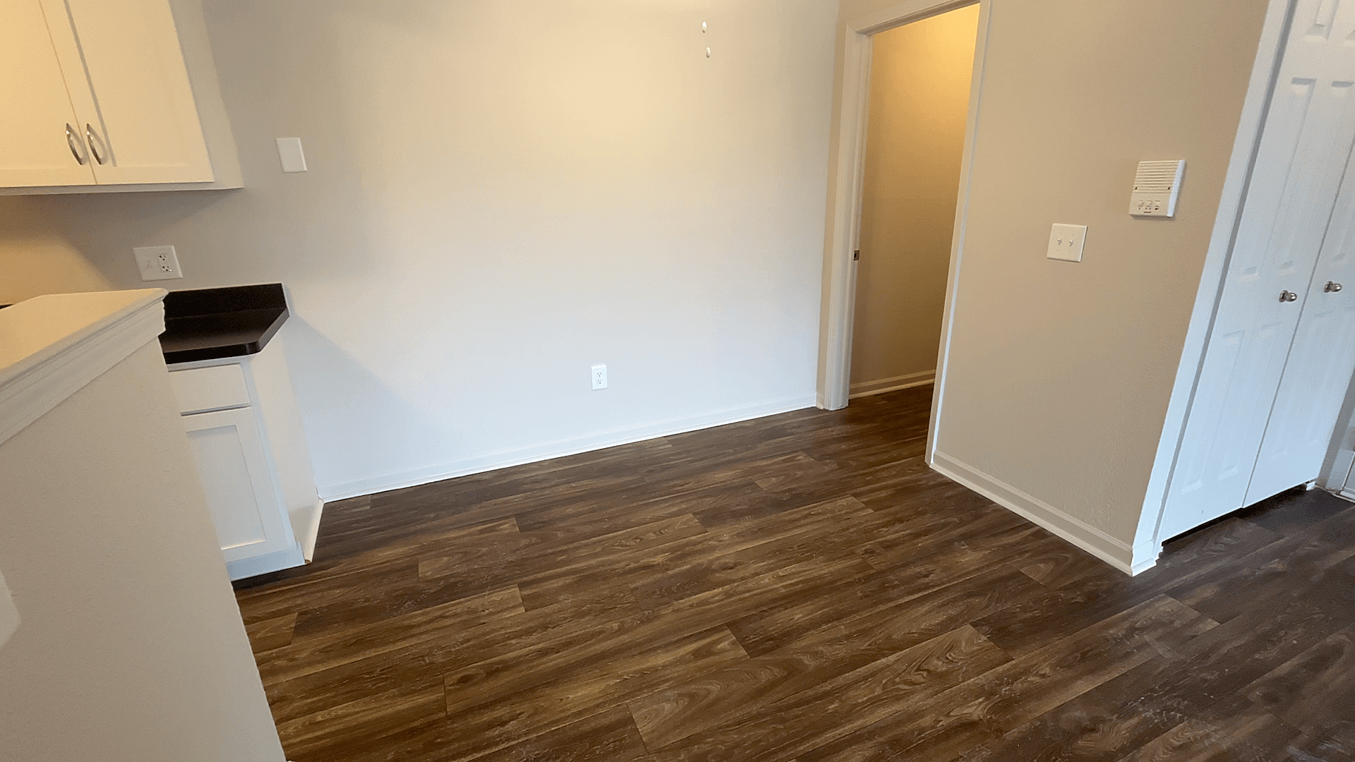 Three Oaks Apartments Image 19