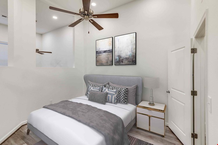 Camden Monument Place Image 15