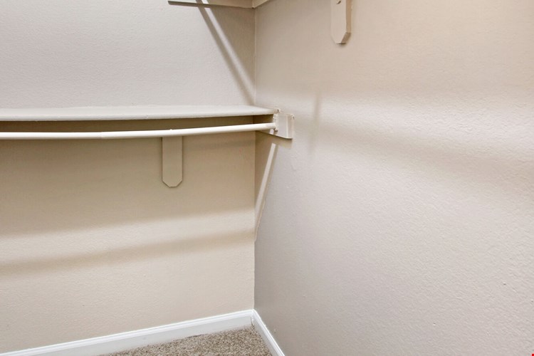 Fiona Apartment Homes Image 11