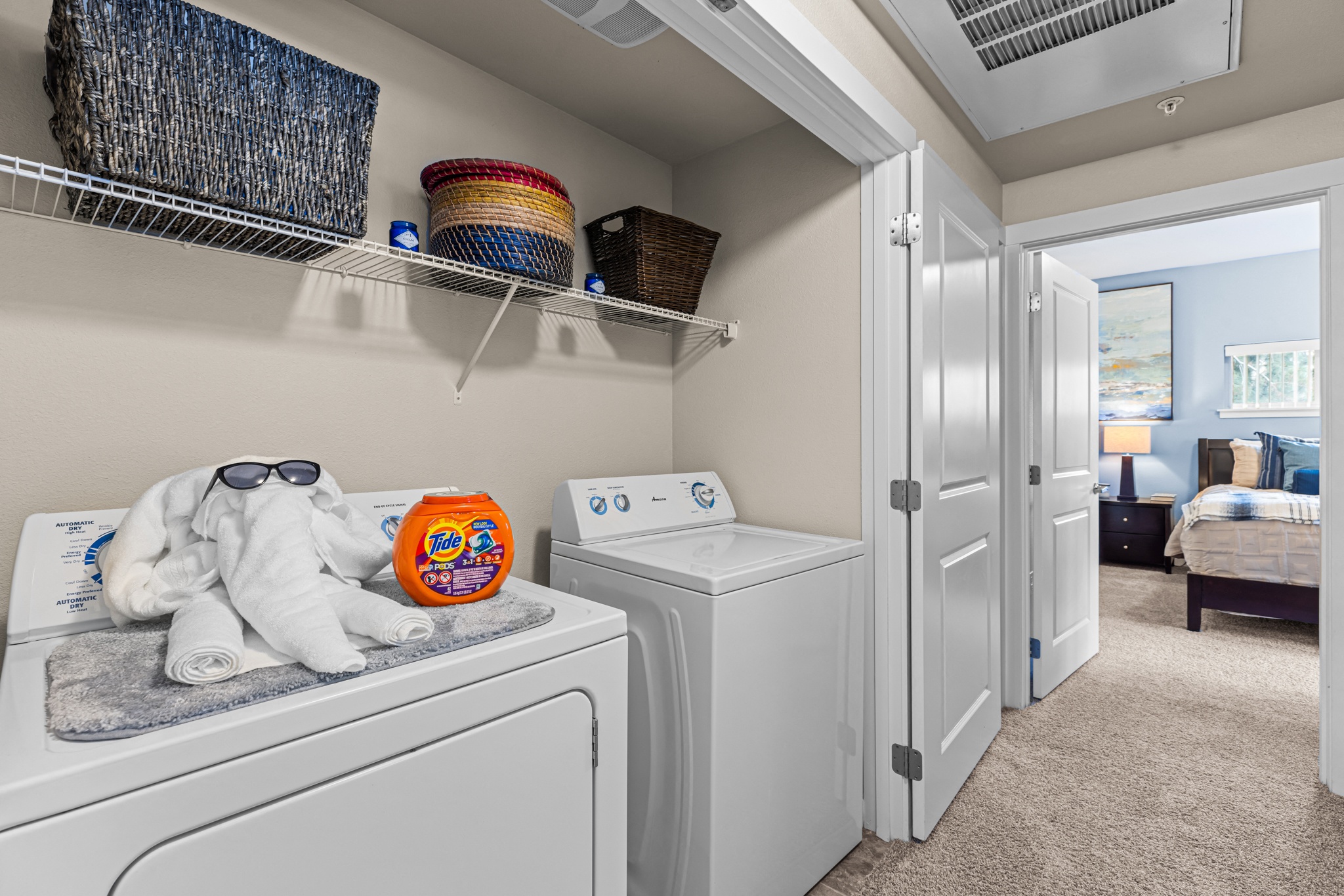 Island View Apartments Image 29