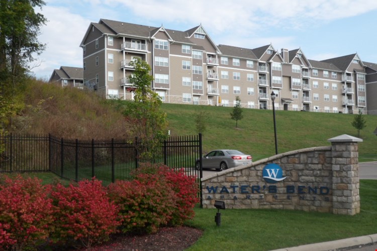 Water's Bend Image 1