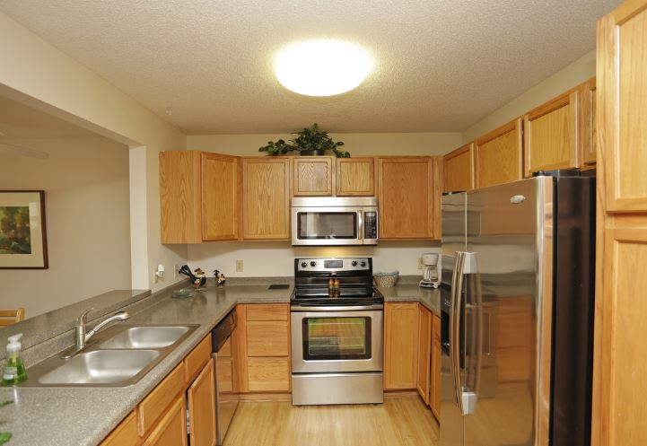 Oaks on Pleasant Image 10