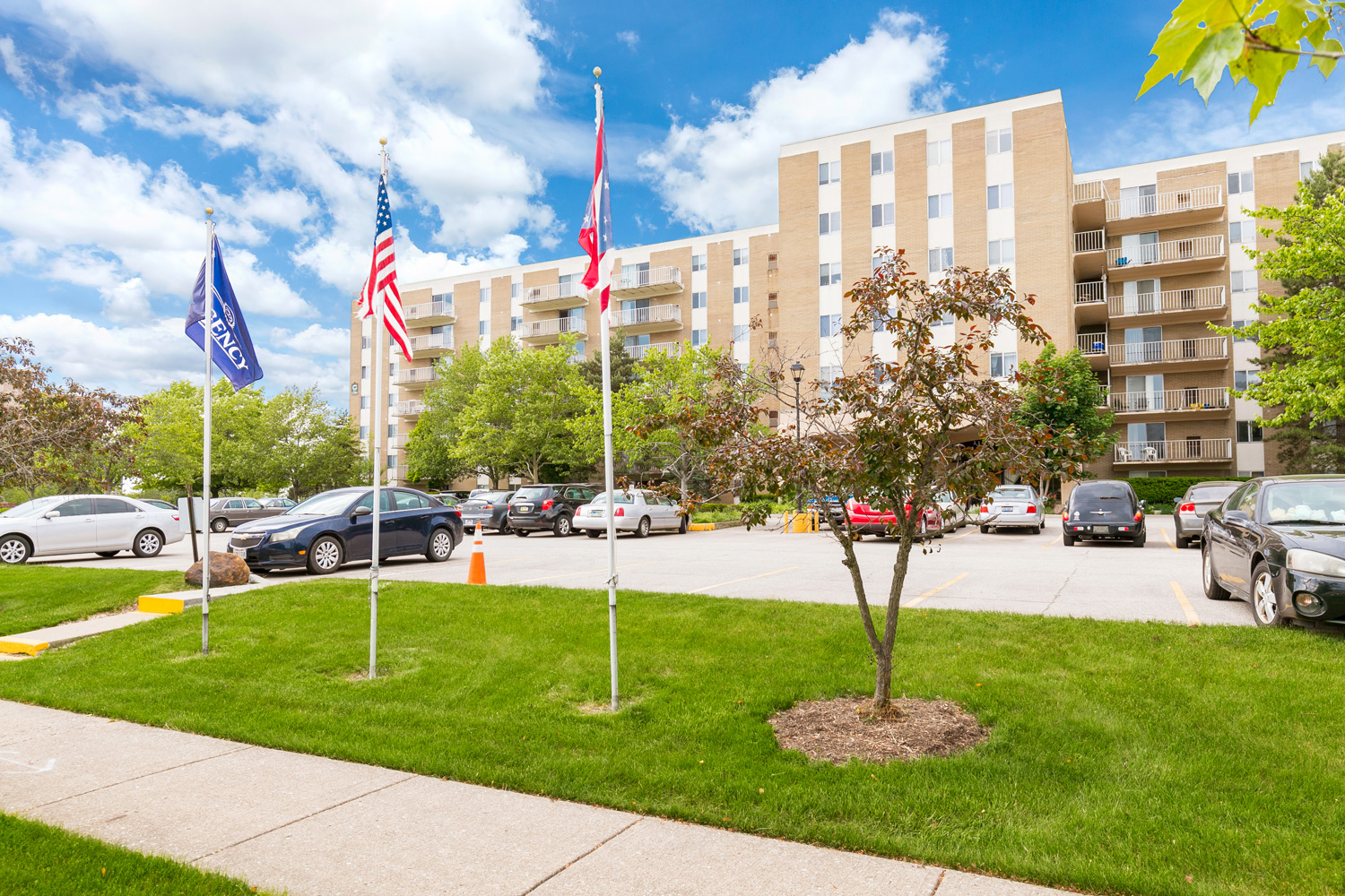 Regency Apartments Image 3