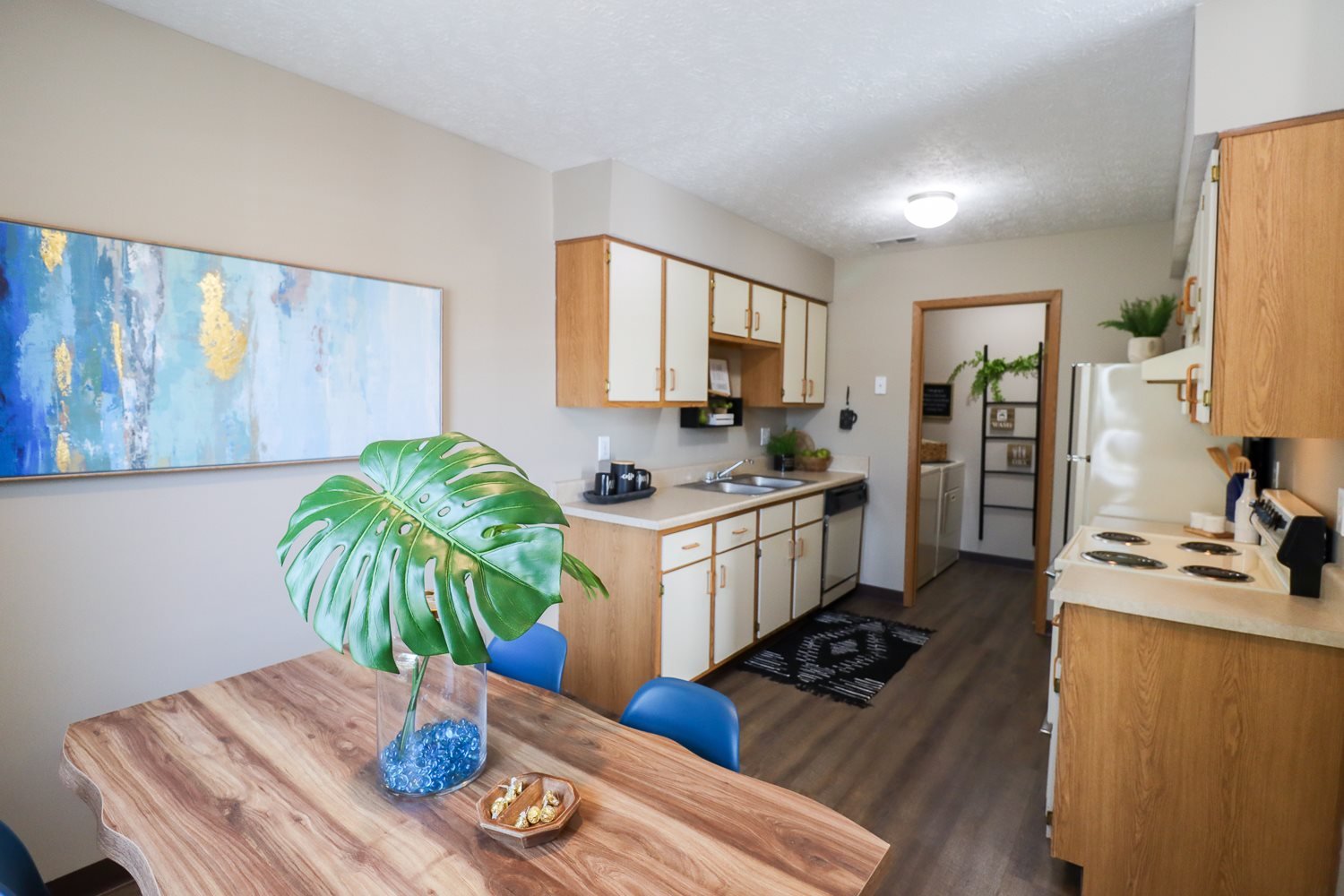 Lakes of Westdale Image 7