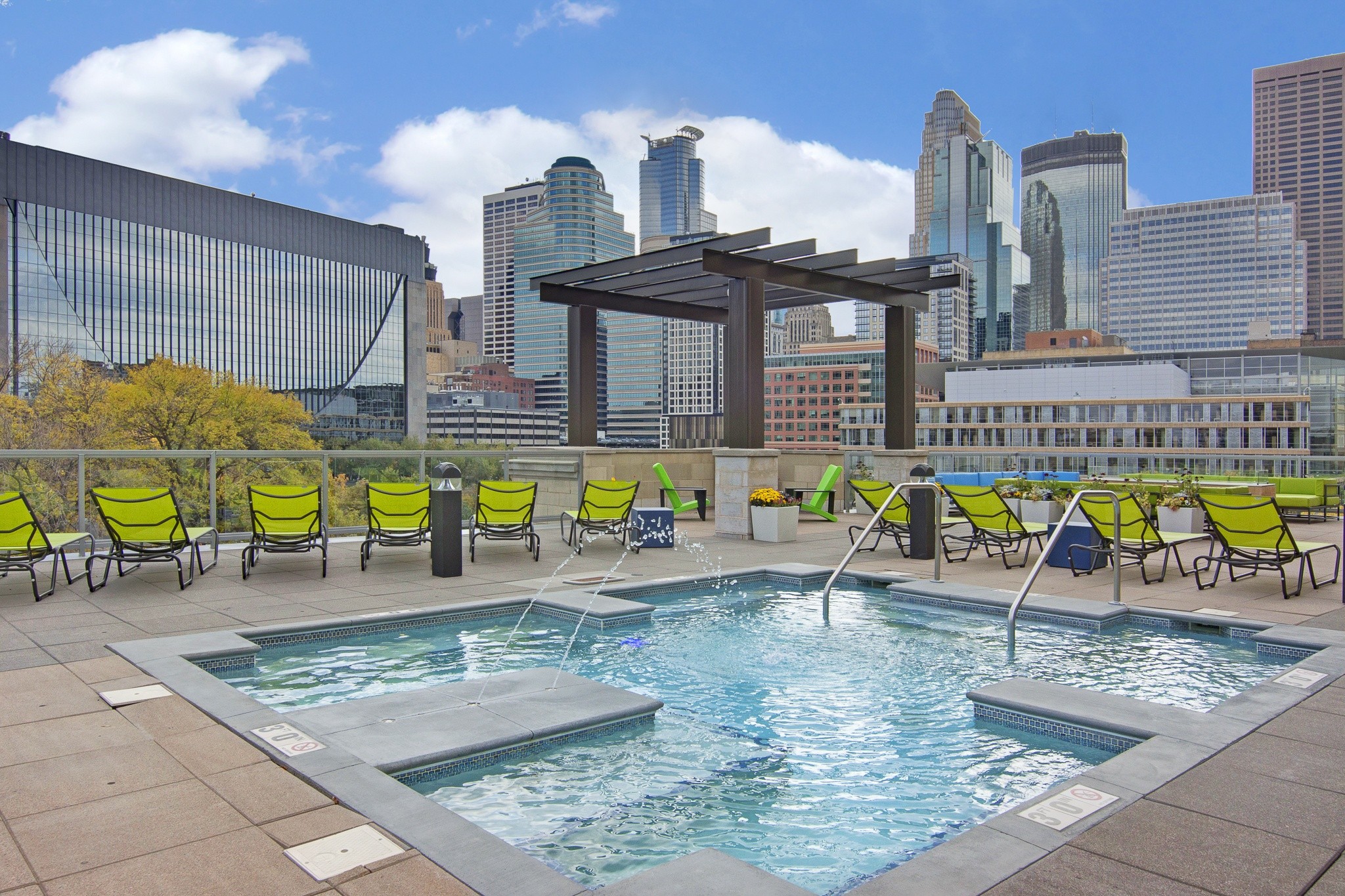 222 Hennepin Image 19